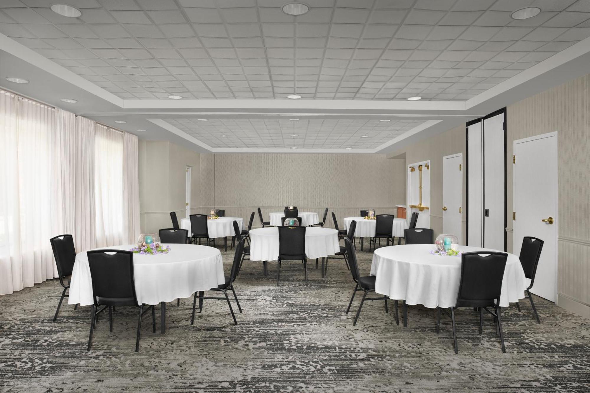 Hilton Garden Inn Хофман Истейтс Екстериор снимка