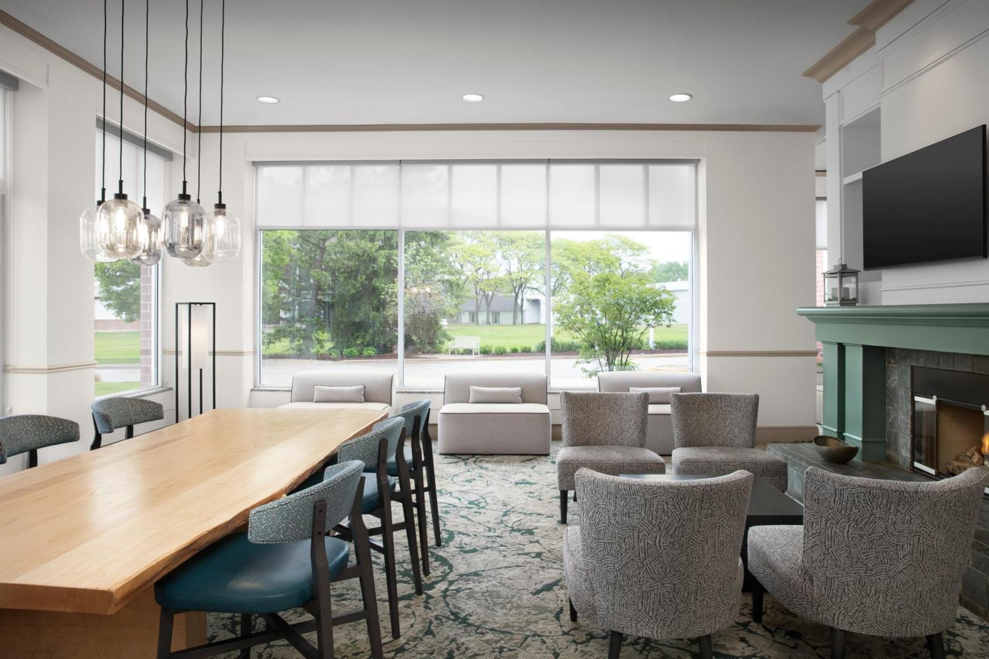 Hilton Garden Inn Хофман Истейтс Екстериор снимка