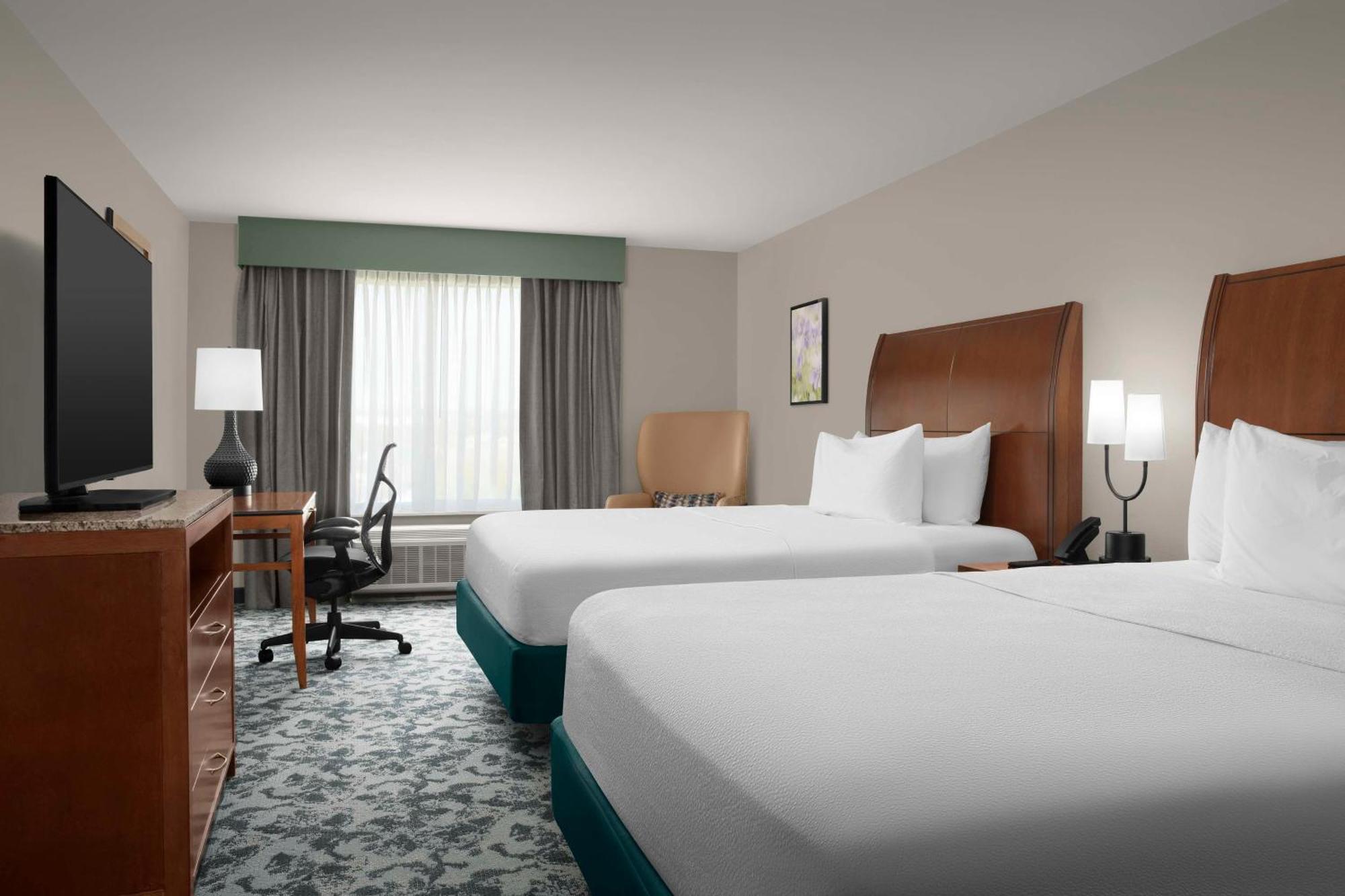 Hilton Garden Inn Хофман Истейтс Екстериор снимка