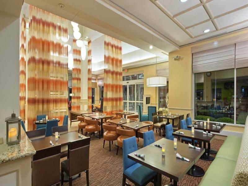 Hilton Garden Inn Хофман Истейтс Екстериор снимка